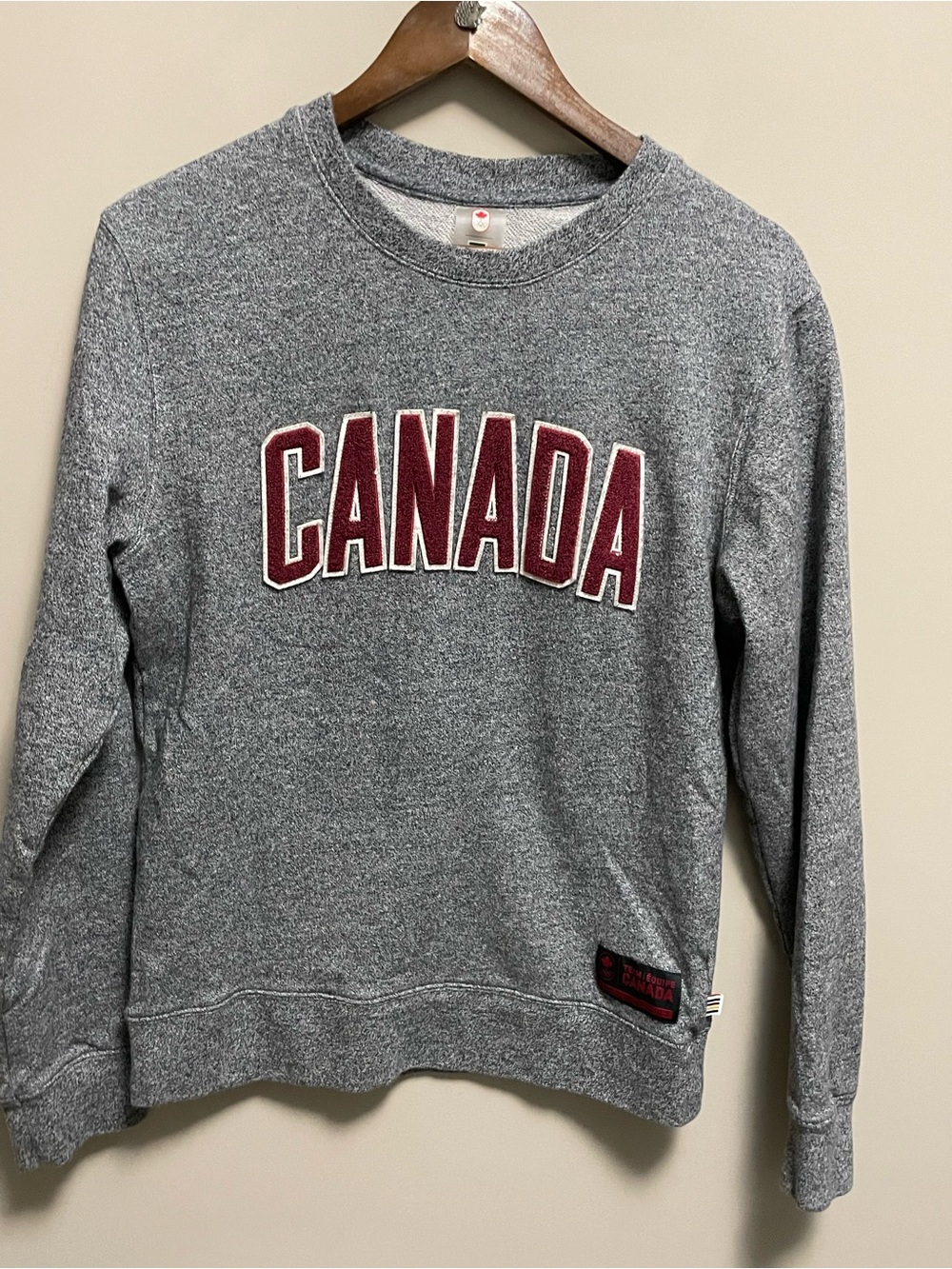 Hudson Bay Team Canada Grey Sweatshirt with Red Varsity Logo Men’s Small